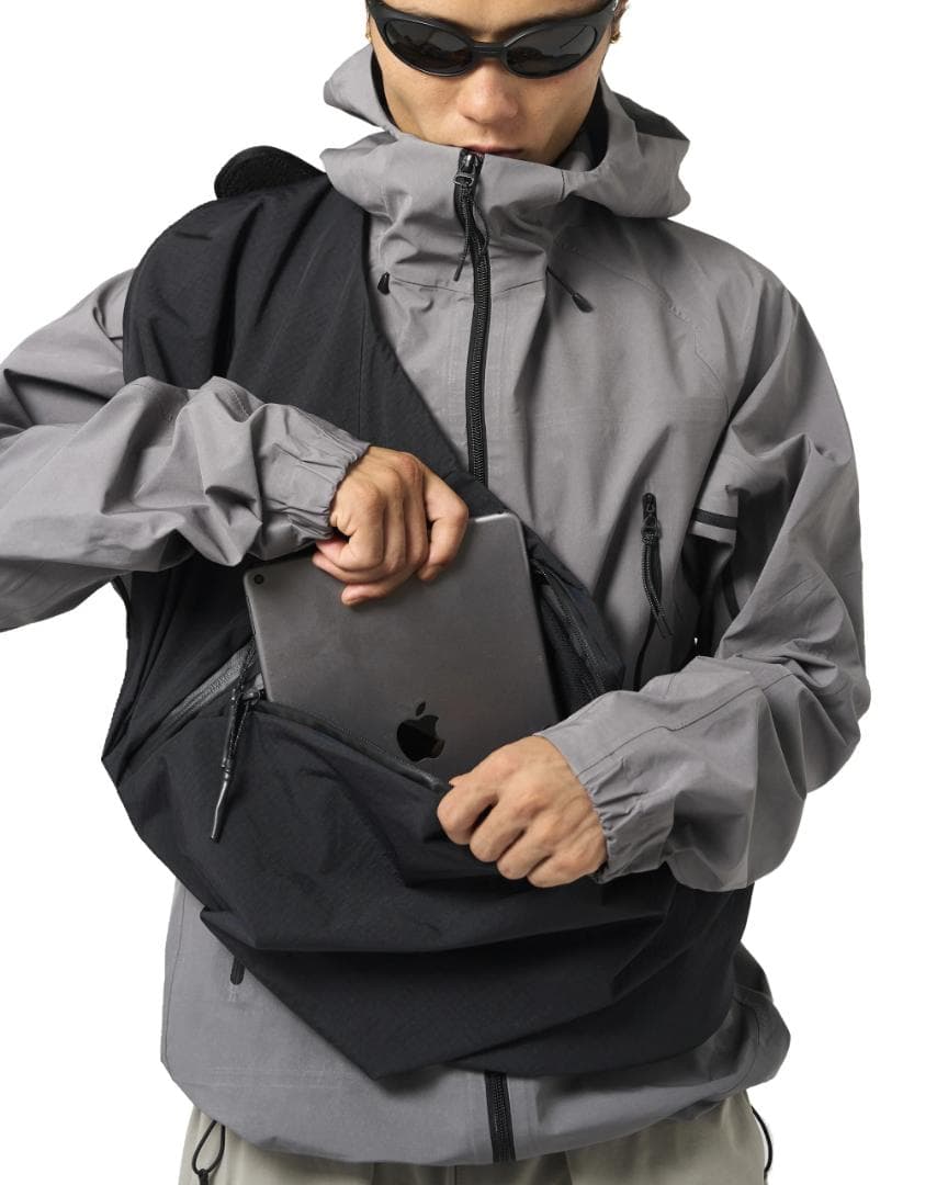 maastik - KANDMA (ボディバッグ/ショルダーバッグ)