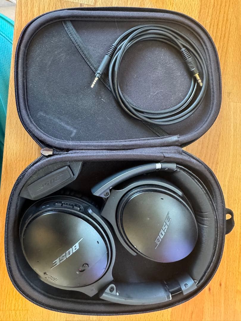Bose QuietComfort 35 (QC35) ワイヤレスヘッドホン