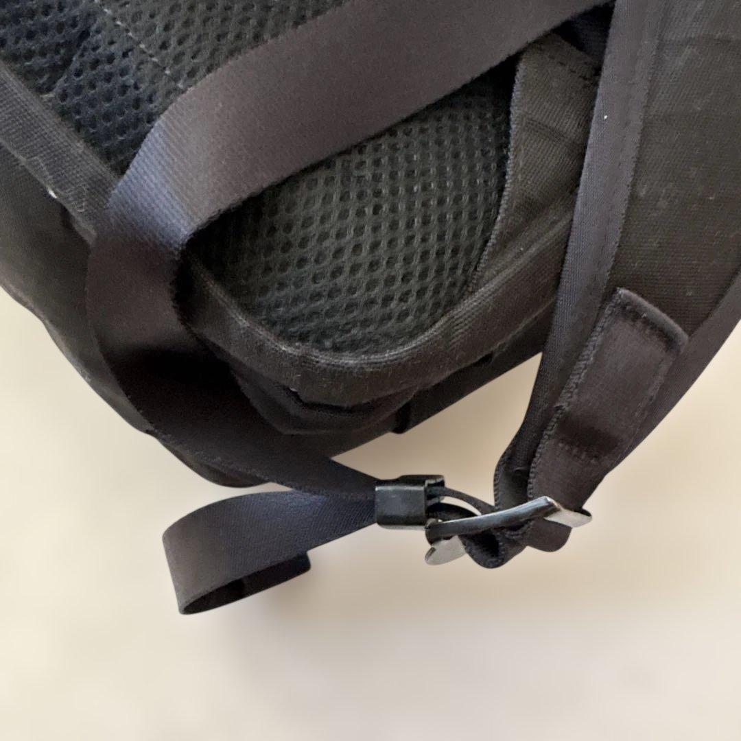 美品✨現行✨ポーター ハイブリッド リュック 黒　2層