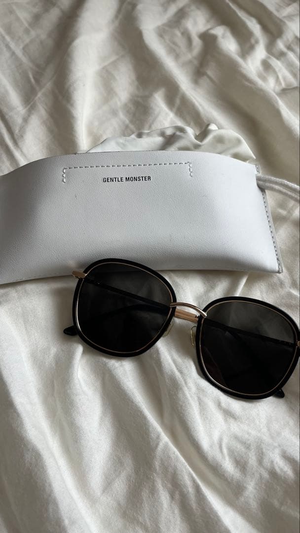 MarinaTazawa【超美品】GENTLE MONSTER