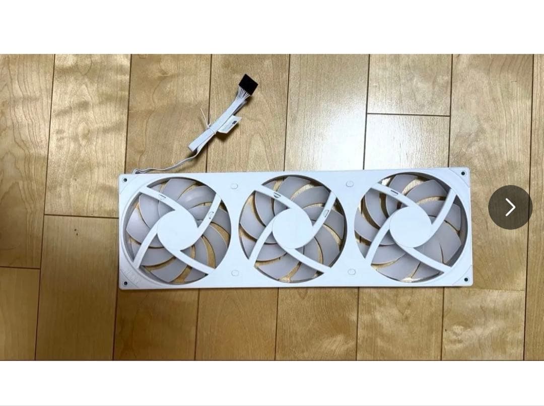 PCファンF420 RGB Core White とF120Q