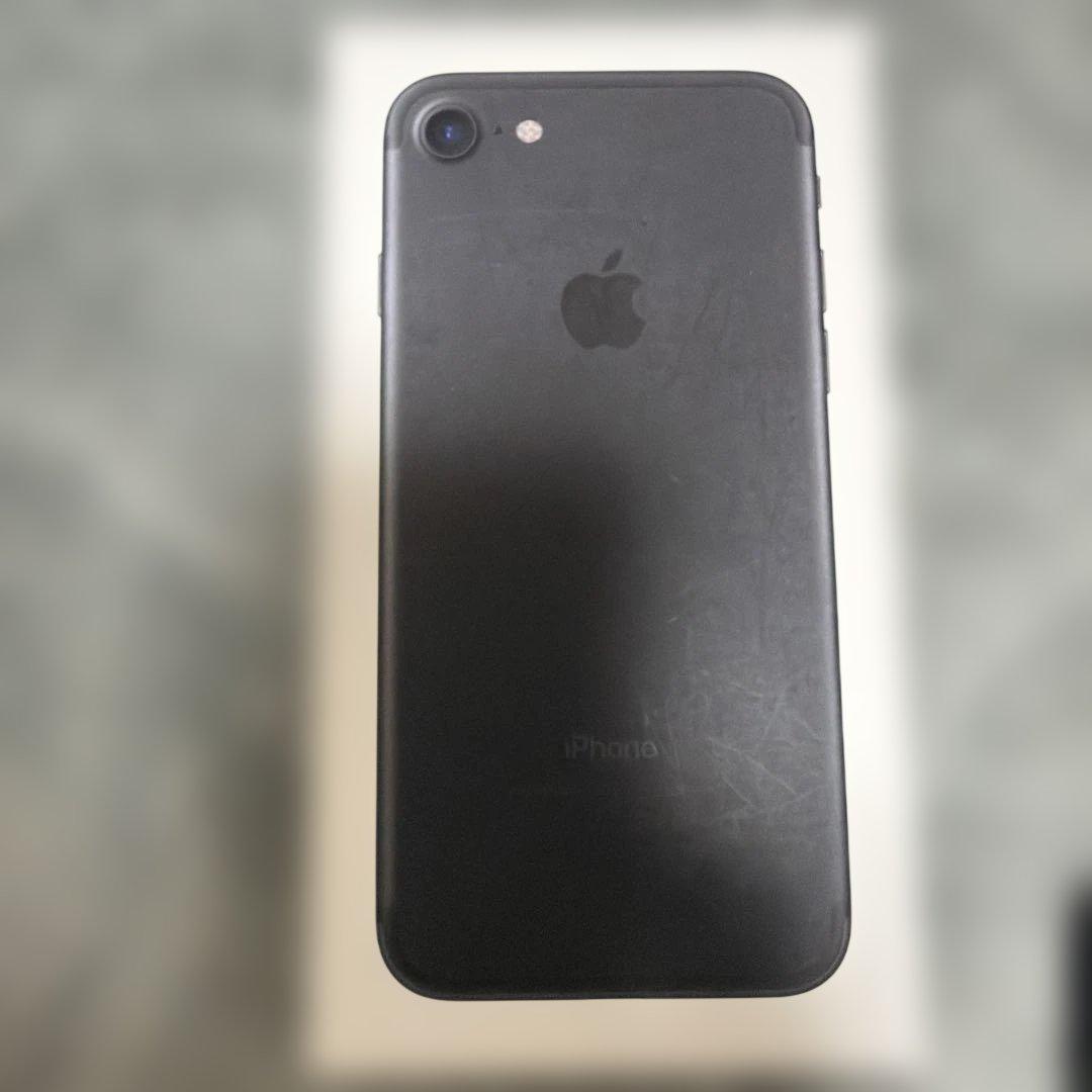 Apple iPhone 7 ブラック 128GB