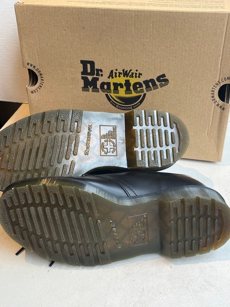 【新品未使用】Dr. Martens レースアップシューズ　定価23100円