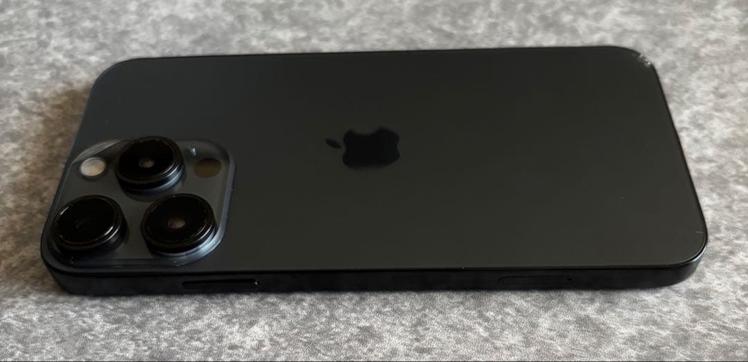 iphone XR SIMフリー 64GB バッテリー100%