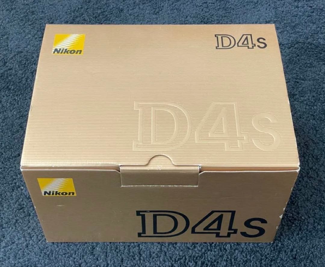 Nikon D4s <シャッター数12回>