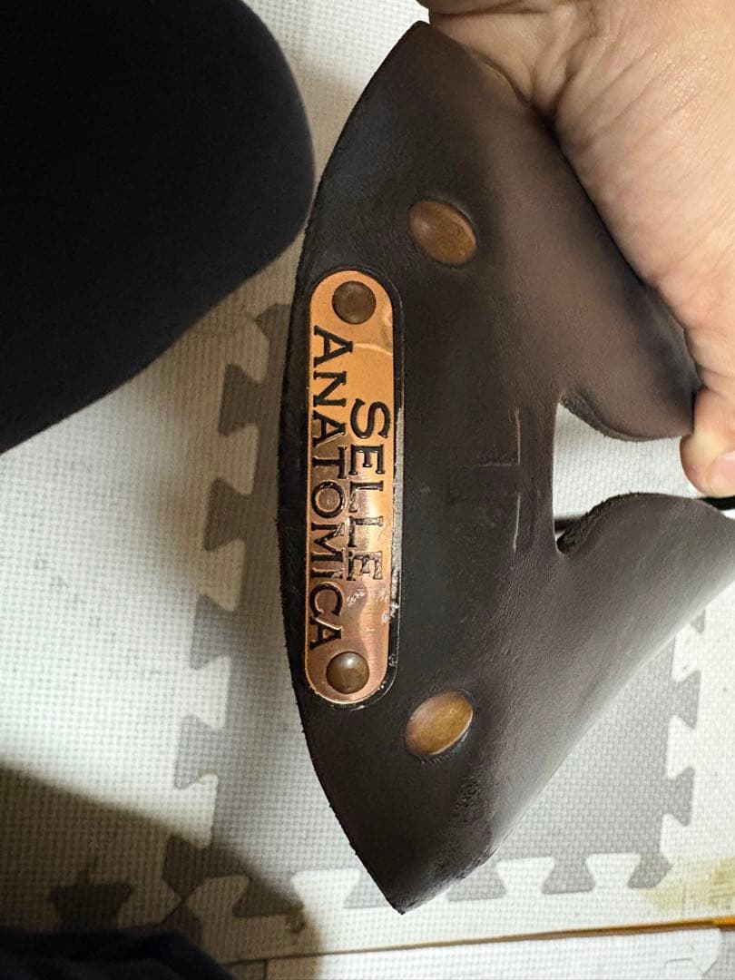 最終値下げ】SELLE ANATOMICA レザーサドル　ブラック