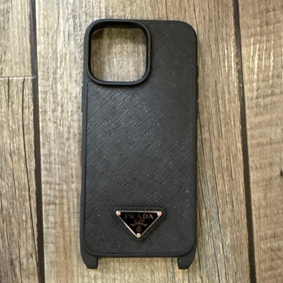 Prada iPhone 16 Pro Max ケース