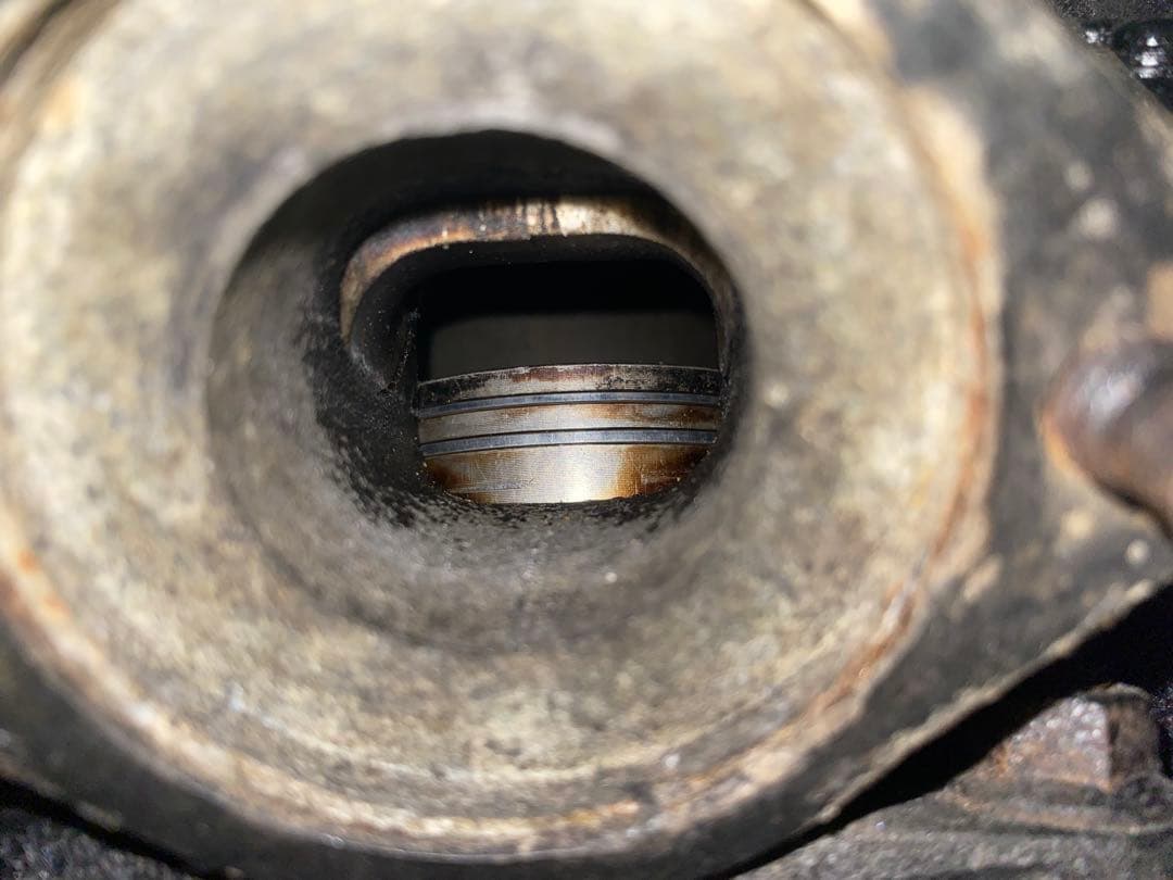 買いますくんRZ250R 29L エンジン本体 クランキングOK ベース