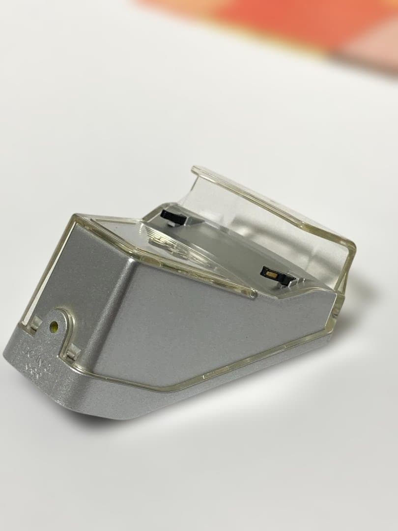 SONY D-NE920 CD walkman ヒンジ破損