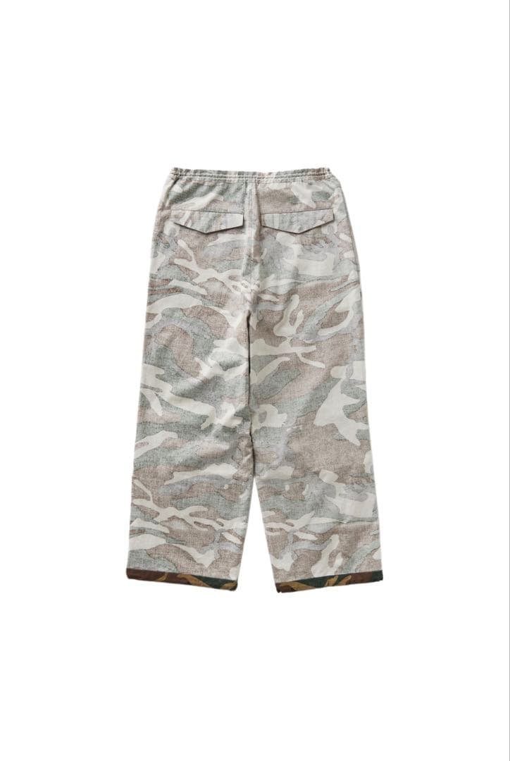 GADID ANONIEM カーゴパンツ レイチェル着用