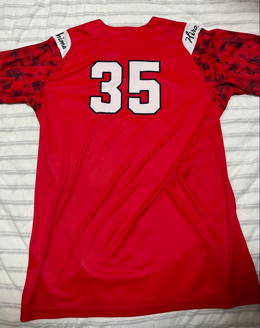 元広島東洋カープ赤塚健利投手　レプリカユニフォーム　プロコレ練習用Tシャツセット