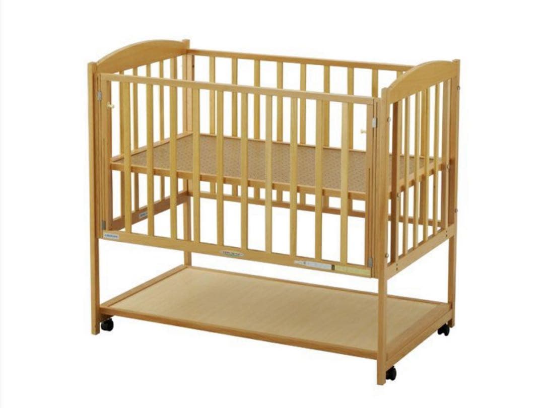 取説付き　ハイタイプ ベビーベッド 収納付き