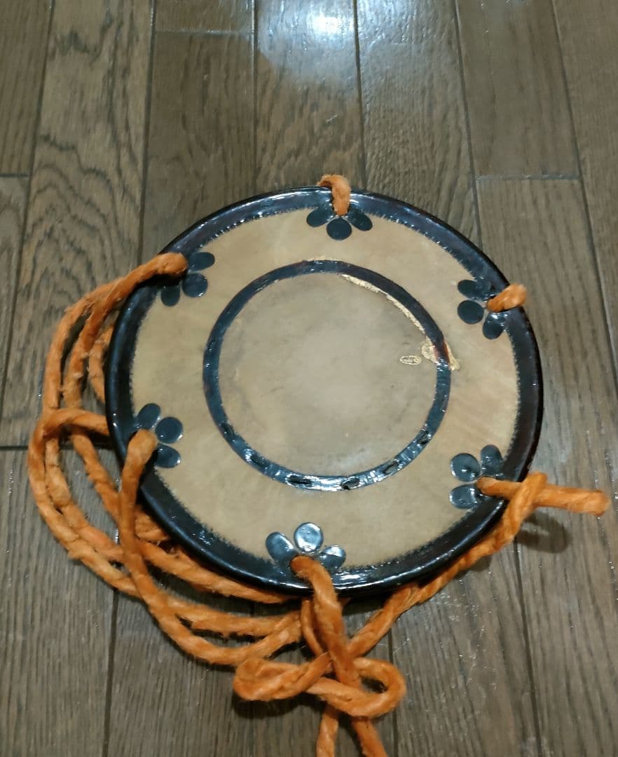 小鼓 皮2枚 胴2つ 紐2組 箱