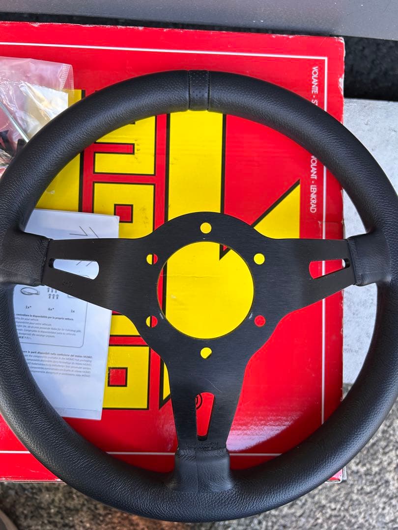 civicunさま専用　MOMO ステアリング328D 90mm