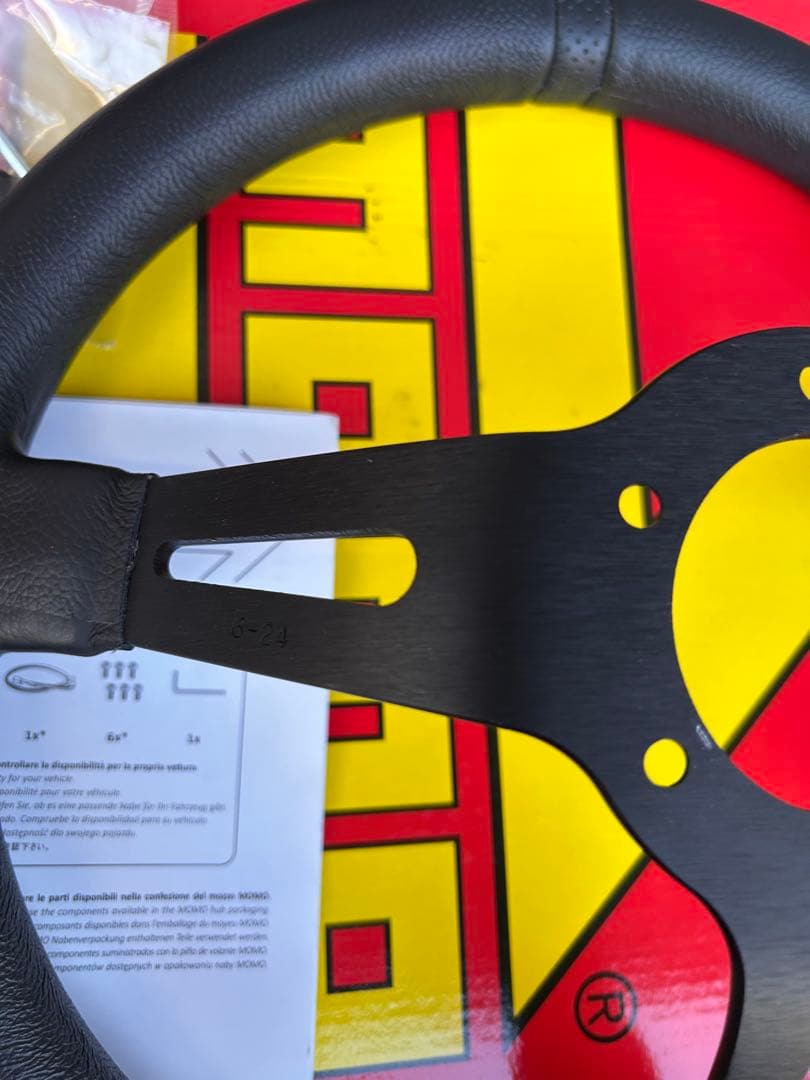 civicunさま専用　MOMO ステアリング328D 90mm