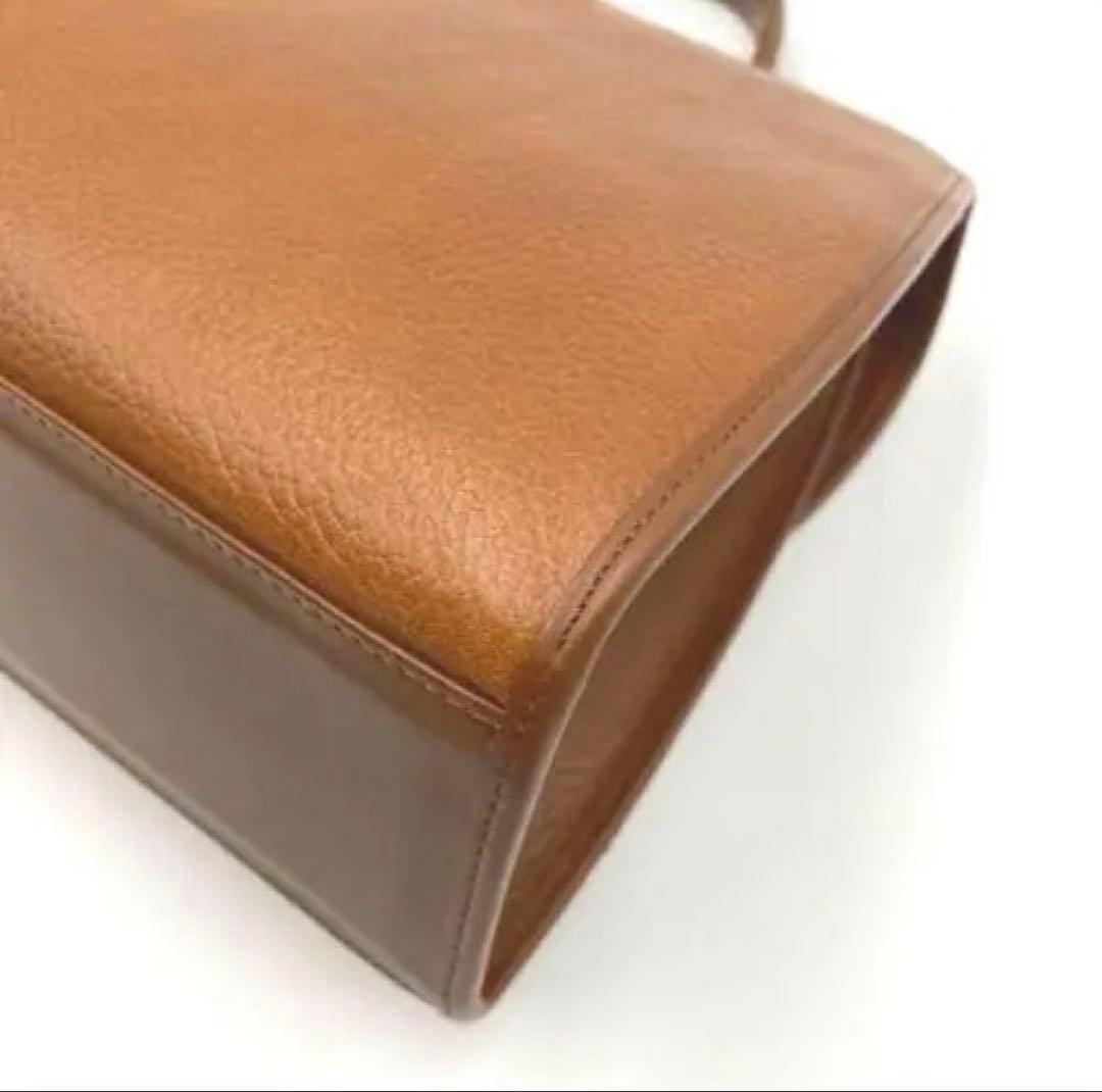 【美品】BURBERRY ハンドバッグ 本革
