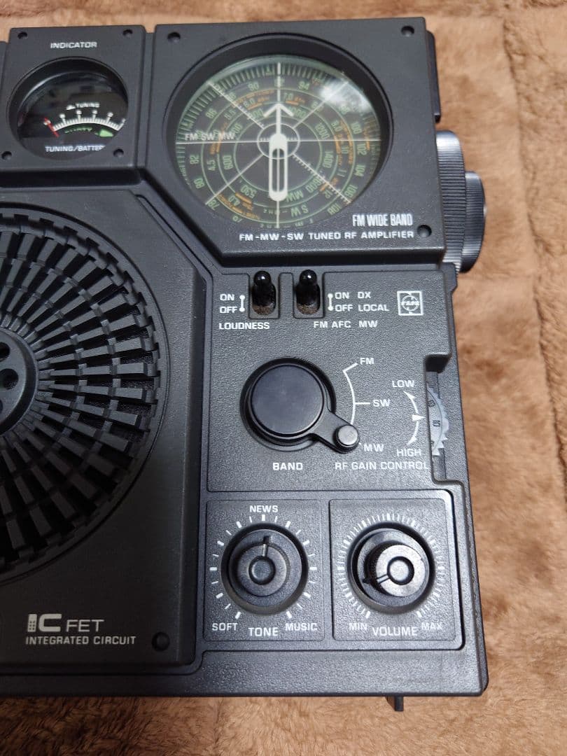 National Panasonic COUGAR（クーガー）マルチバンドラジオ