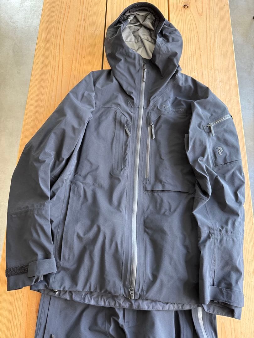 Peak Performance アルパインGORE-TEX3L 最終値下げ！