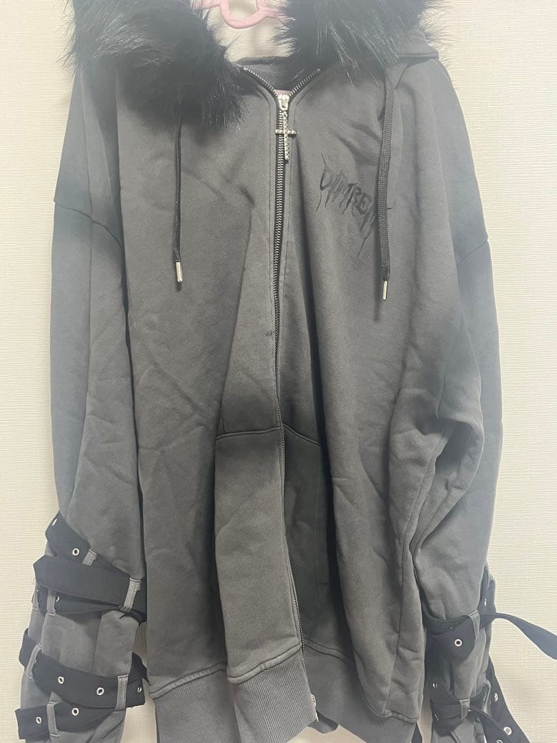 新品DimMoire×REFLEM 超ハトメファーフードパーカー