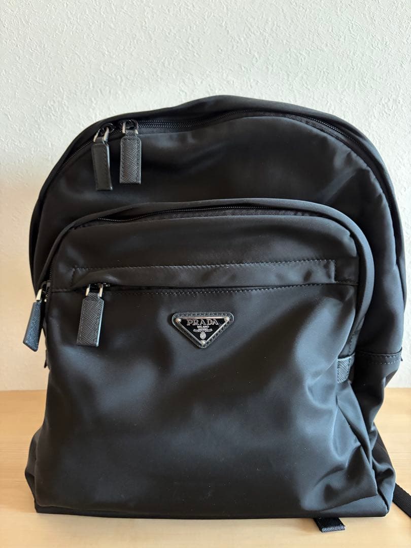 PRADA Re-Nylon xサフィアーノレザー バックパック