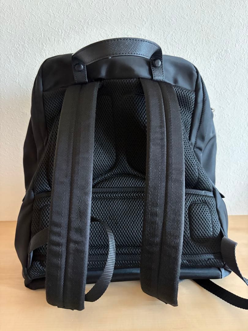 PRADA Re-Nylon xサフィアーノレザー バックパック