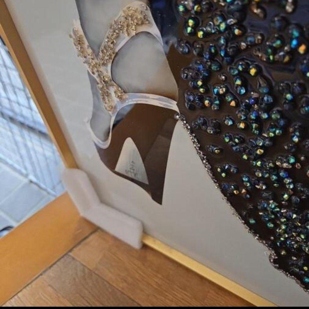 引き取り限定名古屋市　オードリー・ヘップバーンクリスタルアート