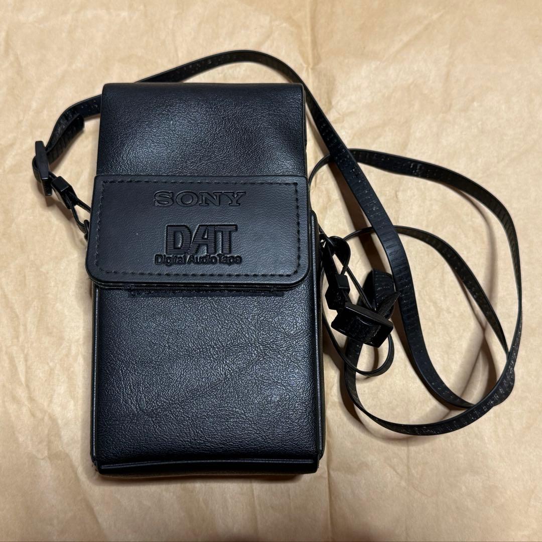 ポータブルプレーヤー SONY WALKMAN TCD-D3