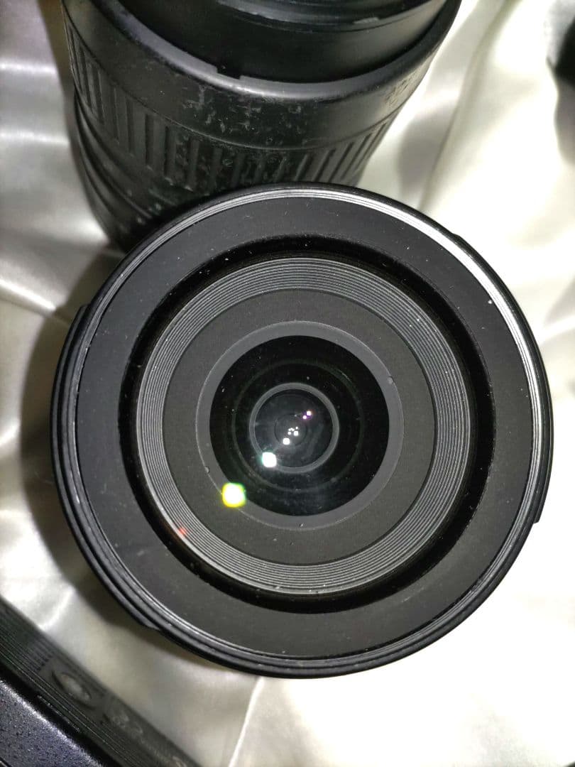 Nikon D70 デジタル一眼レフカメラ ニコン レンズ2本付