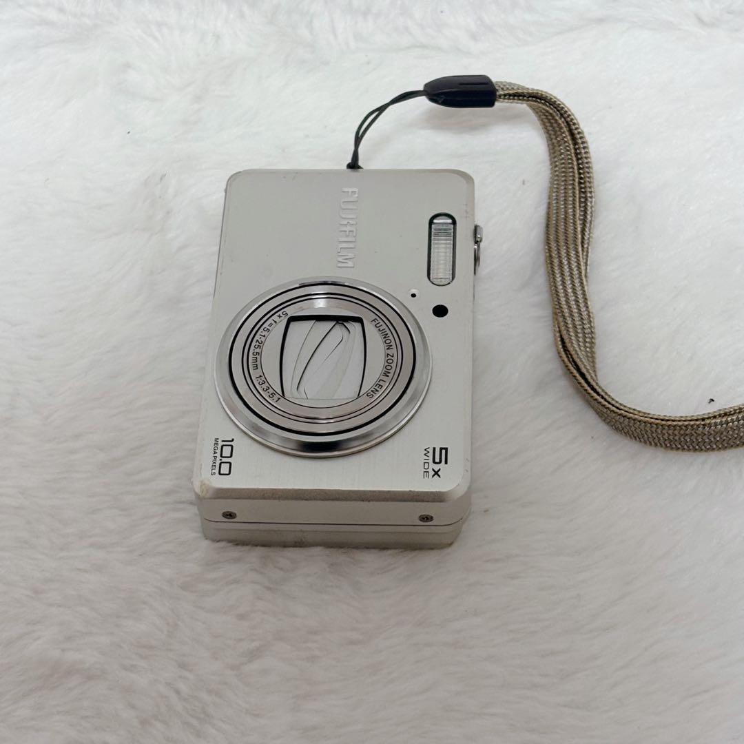 FUJIFILM FinePix J150w シルバー