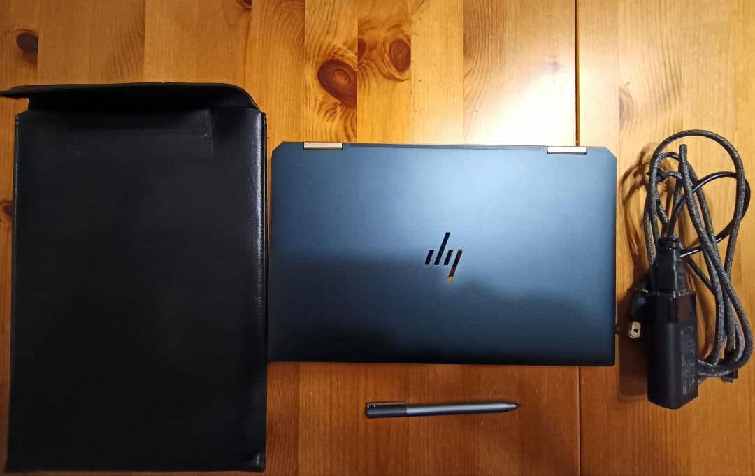 HP Spectre x360 13 / i7 / 16GB / タッチパネル