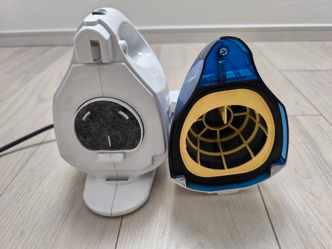 【美品】パナソニック　掃除機　ハンディクリーナー