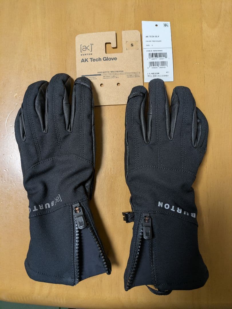 Burton AK Tech Glove S 黒