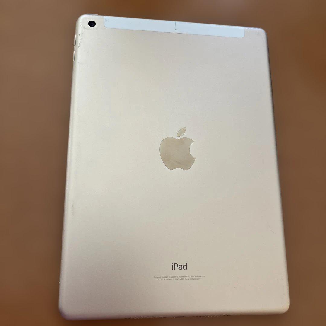 Apple iPad ゴールド 本体　32GB Wi-Fi cellular