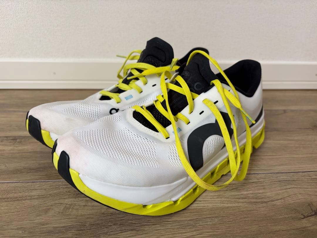 スパイク・シューズ On Cloudflow5 25.5cm