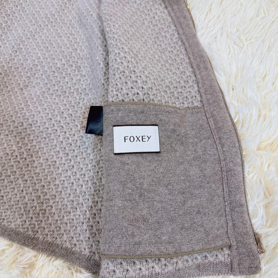 美品 フォクシー　カシミヤ混パーカー　SEA BREEZE PARKA 40