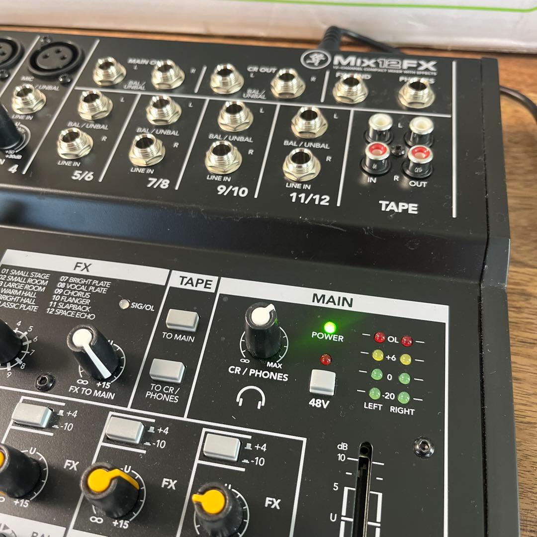 MACKIE超コンパクトエフェクト内蔵アナログミキサーMIX12FX