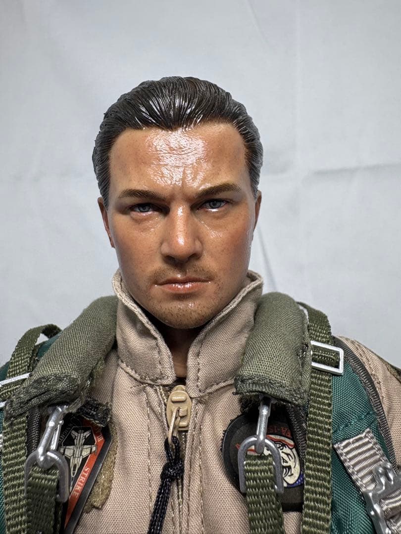 VeryHot製 VFA-154 BLACK KNIGHTS“ディカプリオ似 ”