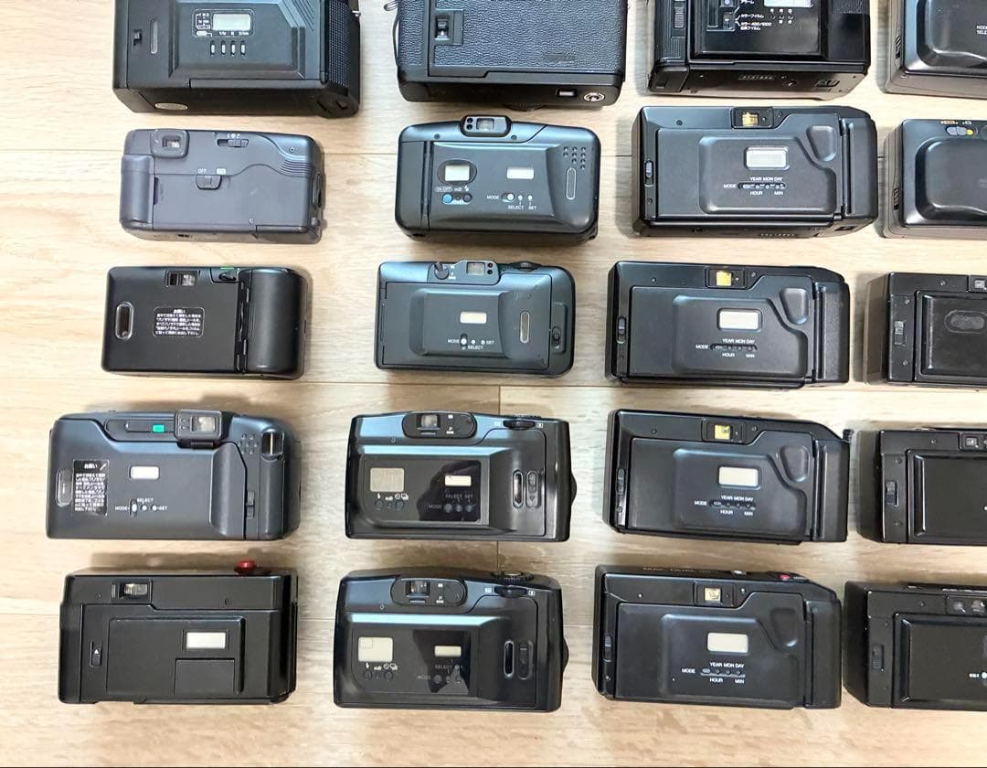 カメラ　まとめ売り 36台　Canon・OLYMPUS・FUJ I・RICOH他