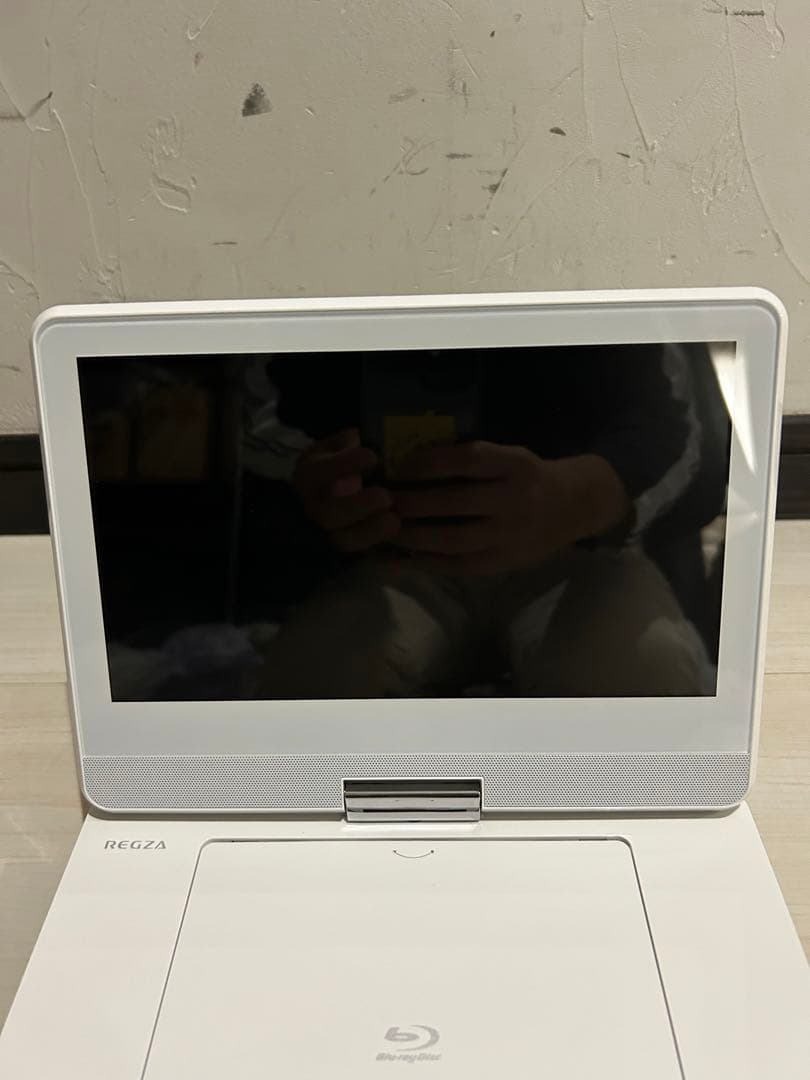 【美品】東芝 REGZA ポータブル ブルーレイプレーヤー SD-BP900S