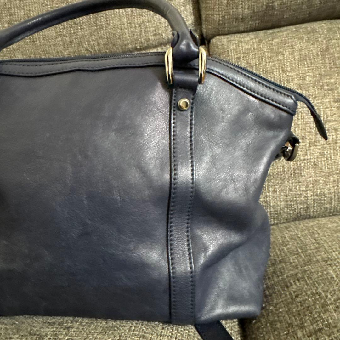 GUCCI ネイビー レザー バッグ