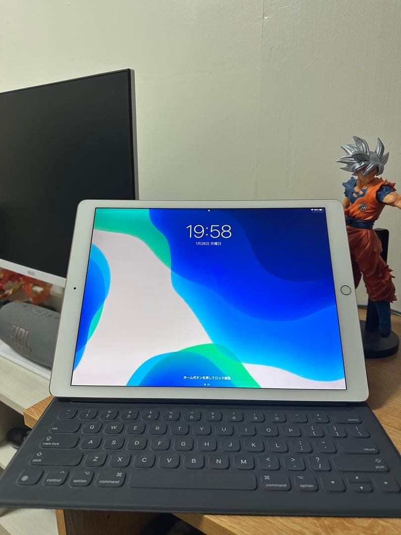 IPad Pro12.9インチ 32GB Smart Keyboard付き