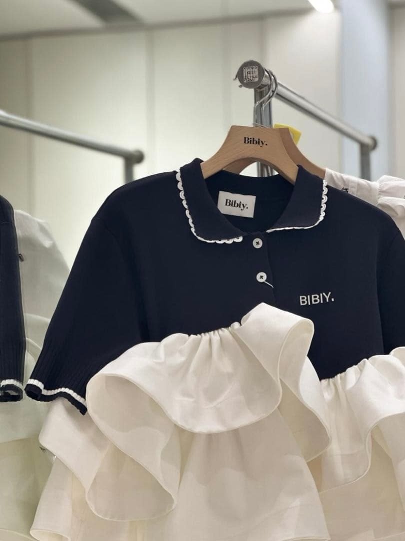 bibiy ビビィROSIE PEPURAMU TOP 新品タグ付き正規品