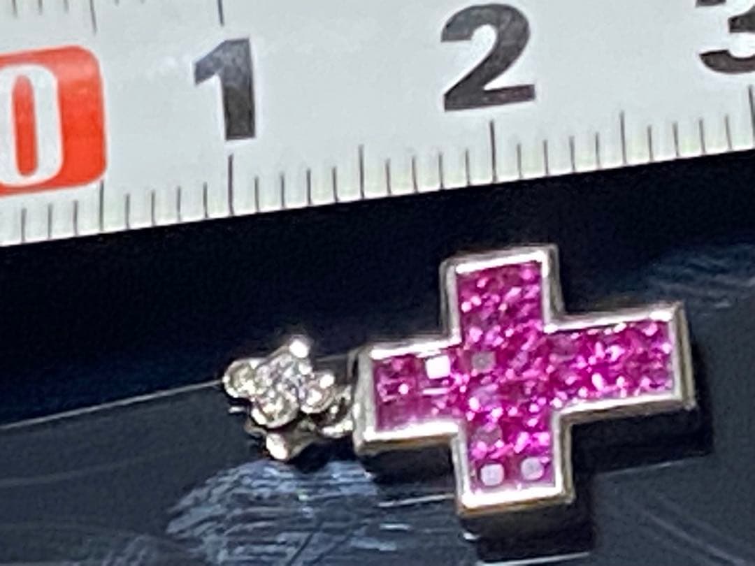 ルビー十字架型ペンダントヘッドk18 wg