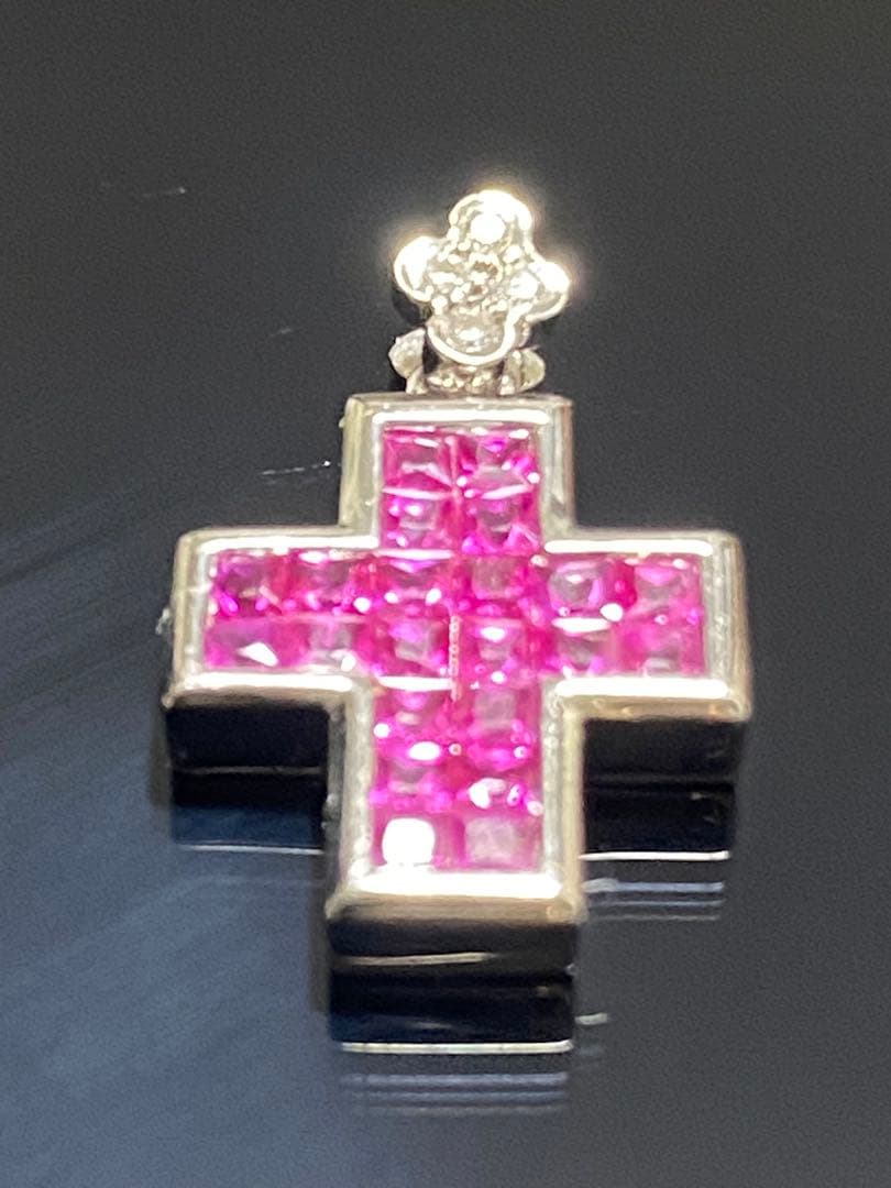 ルビー十字架型ペンダントヘッドk18 wg