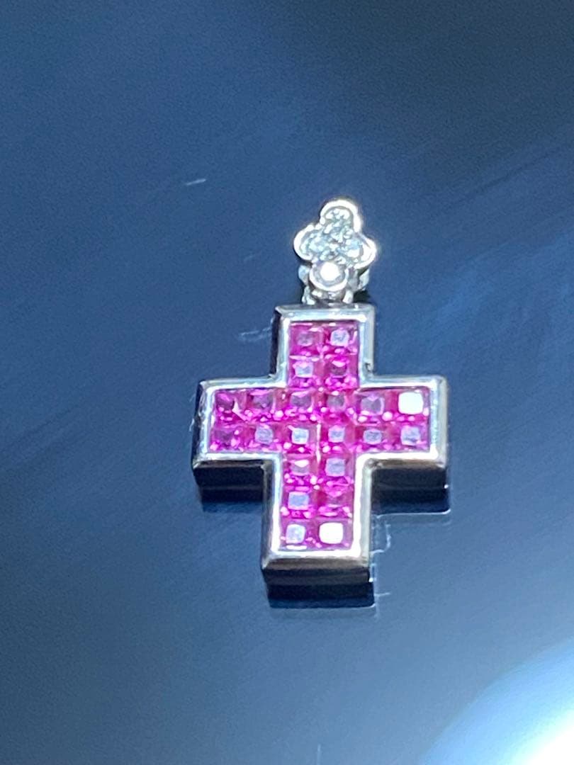 ルビー十字架型ペンダントヘッドk18 wg