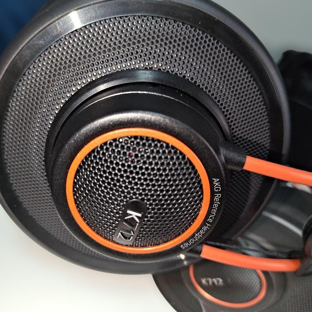 AKG K712 PRO オープンエアー型ヘッドホン