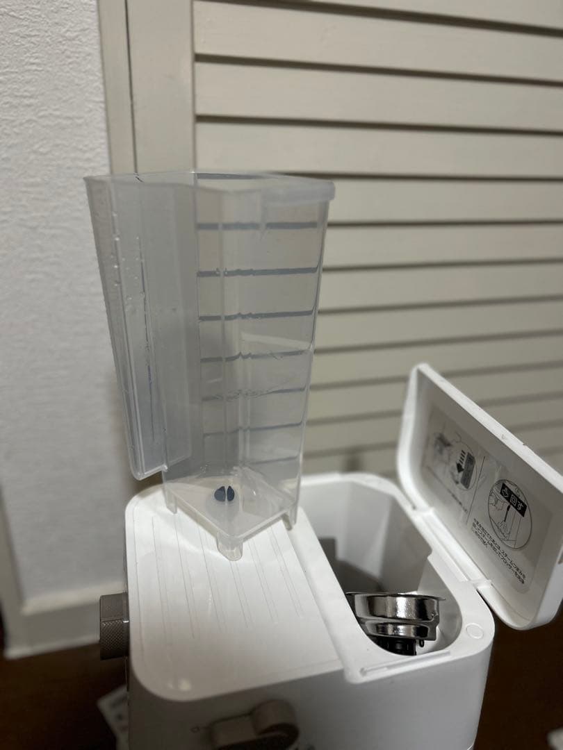 美品　De'Longhiエスプレッソメーカー スティローザ EC235J