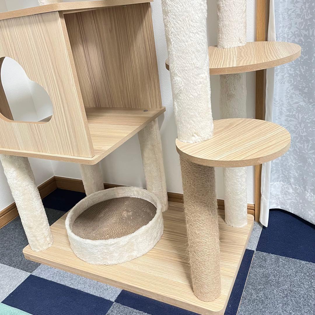 【美品】キャットタワー　木製　ナチュラル　ベージュ　宇宙船　据え置き型