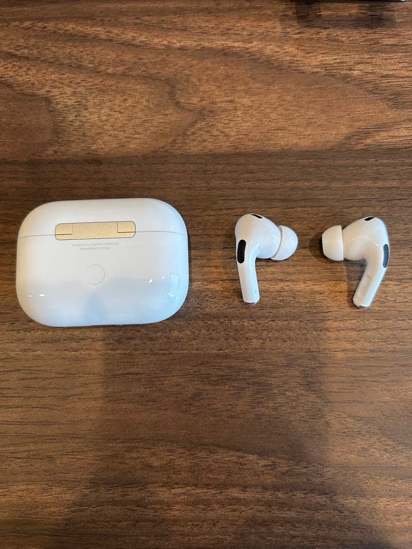 超美品　AirPods Pro 第2世代 本体 充電ケース USB-Cケーブル付