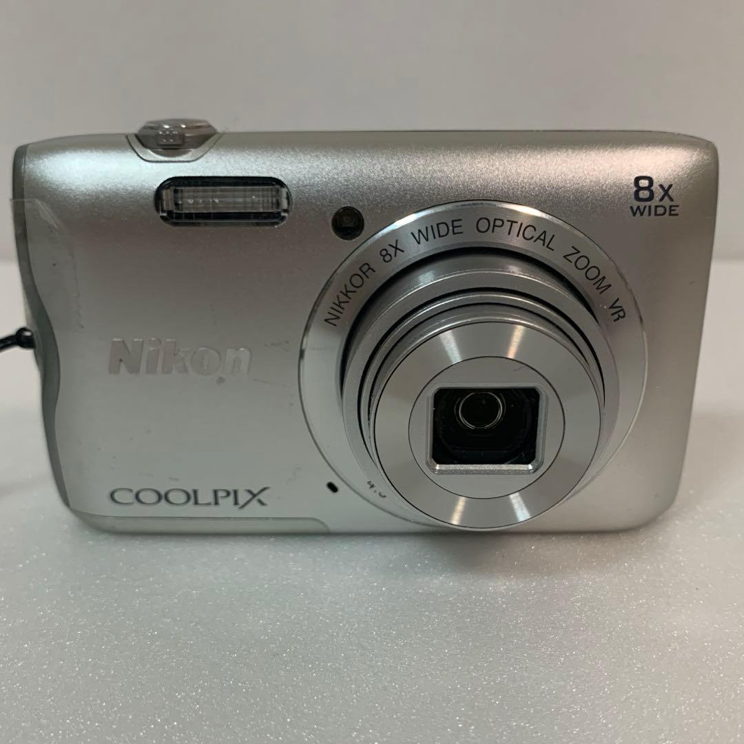 Nikon COOLPIX A300 シルバーコンパクトデジタルカメラ　ジャンク